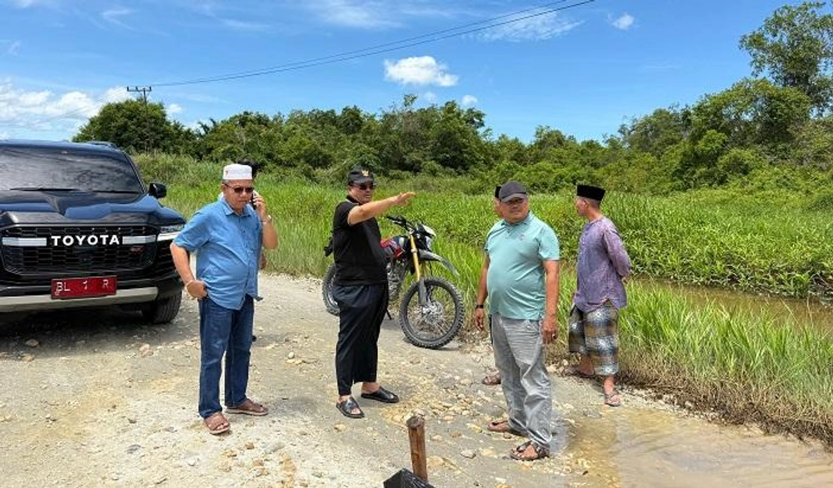 Warga Aceh Singkil tenang setelah jalan Singkil-Teluk Rumbia ditangani darurat