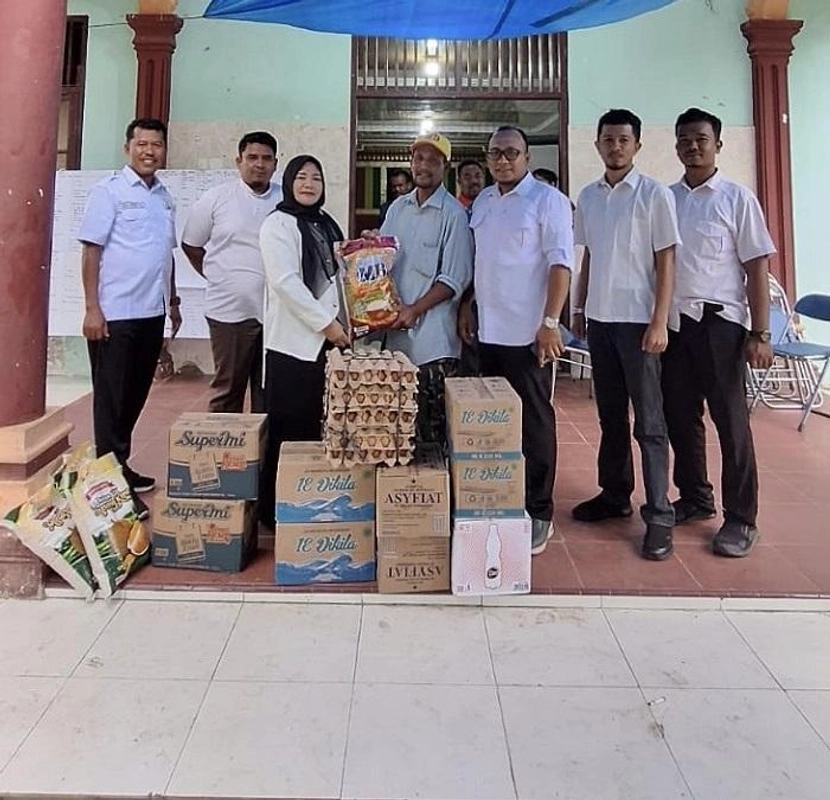 DPMG Aceh Selatan Salurkan Bantuan untuk Korban Kebakaran di Kotafajar