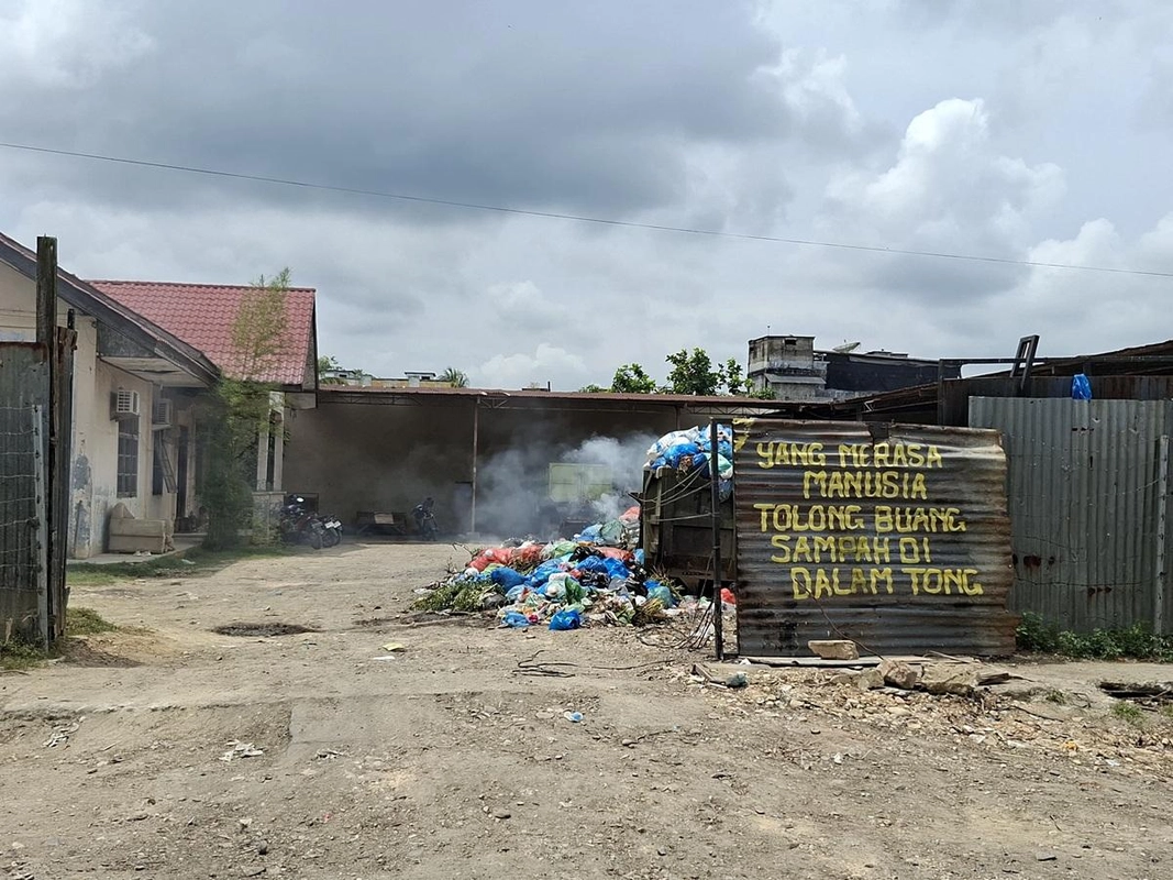 Sampah Meluber di Aceh Timur: DLH Minta Pedagang Ubah Kebiasaan