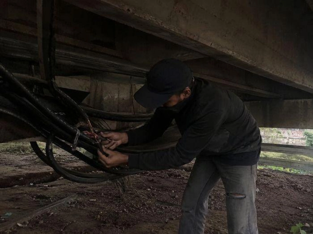 Warga Kualasimpang Tangkap Dua Pencuri Kabel, Listrik Lima Kecamatan Padam
