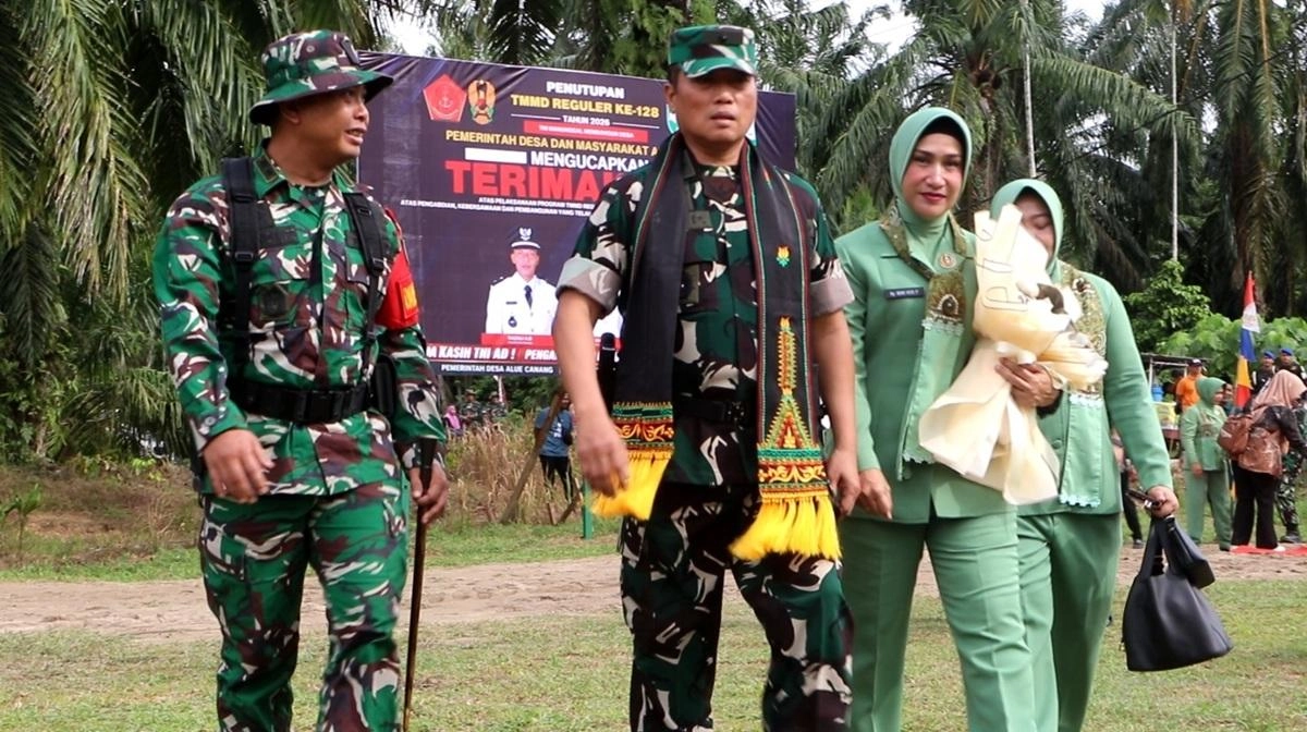 Warga Alue Canang Dapat Jalan 2,2 km & 5 Sumur Baru TMMD","PublicImpact":80,"Credibility":85,"Urgency":55,"Evidence":78,"LongTermValue":70,"Education":60,"FinalScore":75,"Summary":"Kegiatan TNI Manung