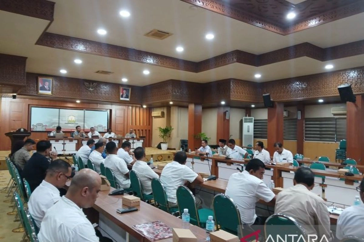 Warga Aceh Khawatir Dana Bencana Hanya 43% Tercapai","PublicImpact":78,"Credibility":90,"Urgency":65,"Evidence":85,"LongTermValue":80,"Education":60,"FinalScore":78,"Summary":"KPK meminta Pemerintah-A