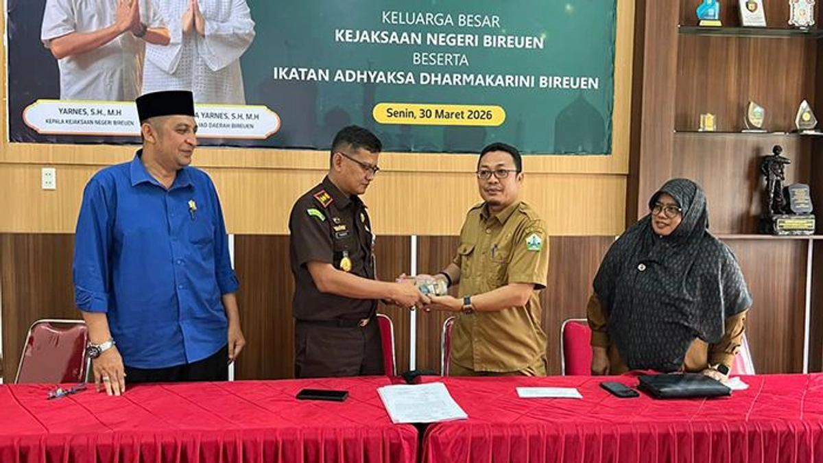 Kejari Bireuen Terima Pengembalian Rp 98,7 Juta Kerugian Korupsi BMK