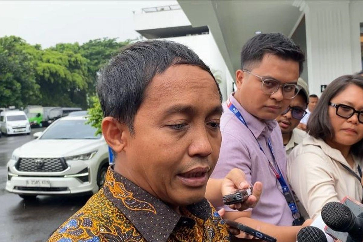 Bupati Aceh Diminta Manfaatkan Kayu Banjir untuk Rehab Rekon