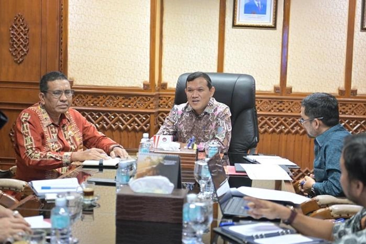 Wagub Aceh Mediasi Sengketa Bupati-Wabup Pidie Jaya untuk Stabilitas Pemerintahan