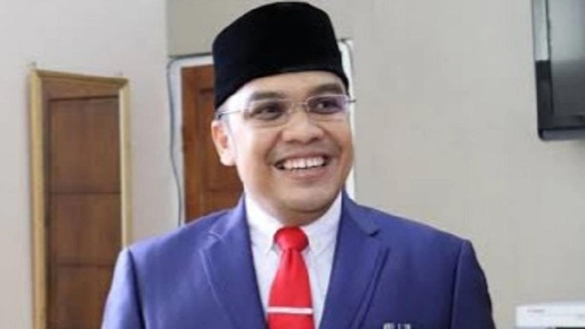 Direktur PNL Raih Doktor USK dengan Inovasi Fly Ash Nagan Raya