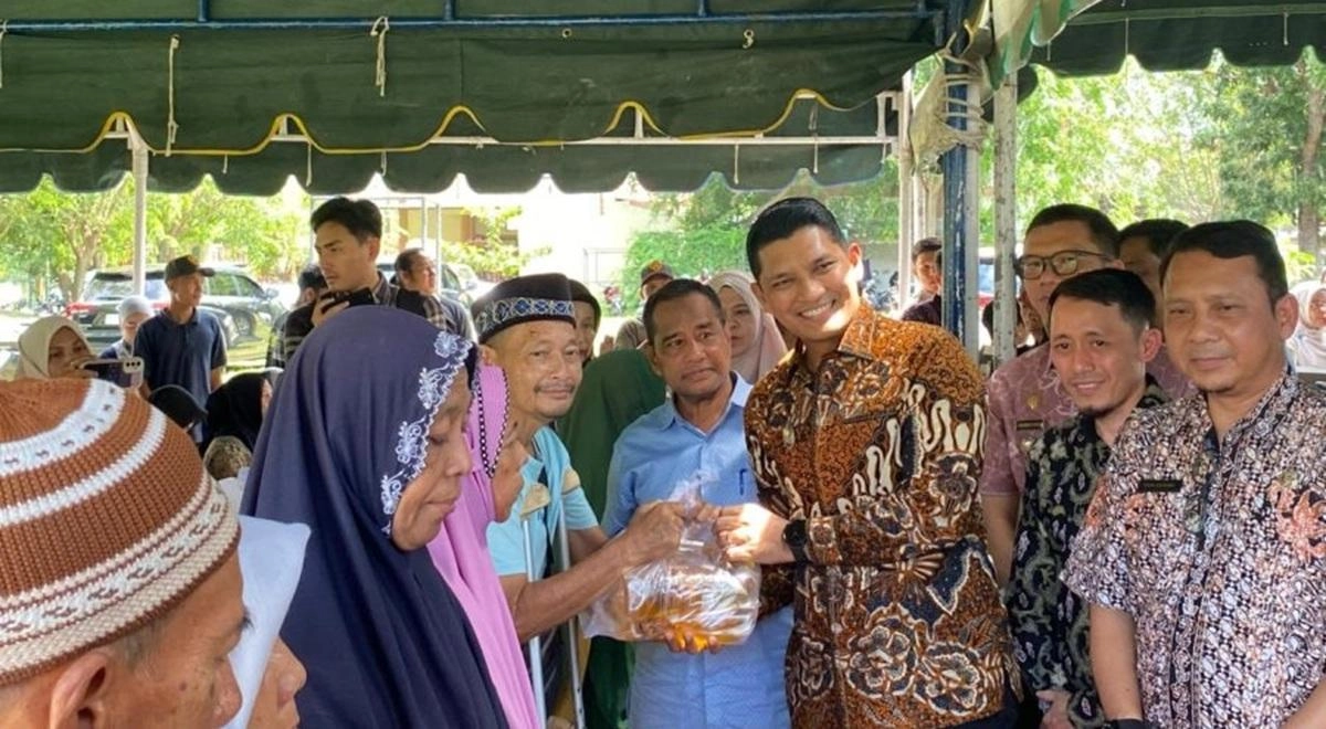 17.854 Keluarga di Banda Aceh Terima Bantuan Beras dan Minyak Goreng