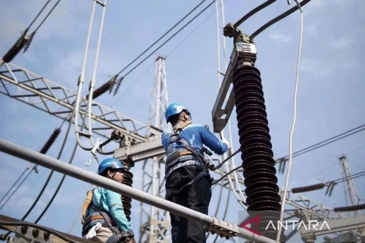 Warga Aceh Hari Ini Tanpa Listrik, PLN Gerak Ratusan Tim","PublicImpact":90,"Credibility":95,"Urgency":92,"Evidence":60,"LongTermValue":55,"Education":50,"FinalScore":83,"Summary":"Listrik di seluruh省