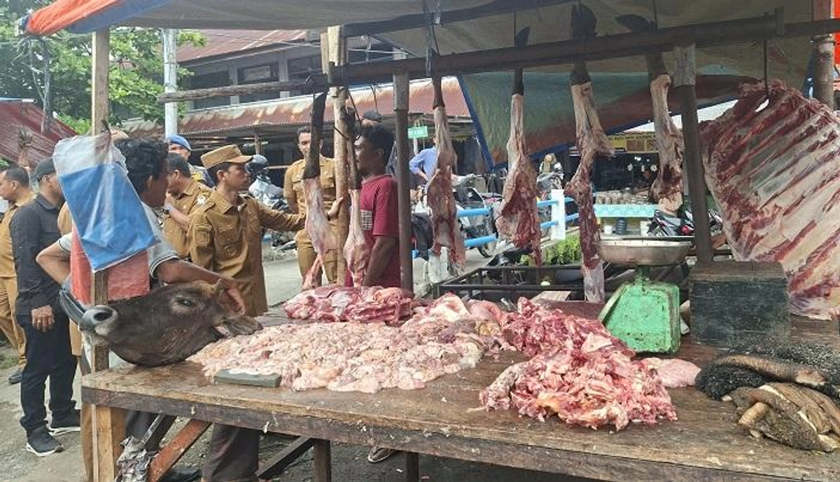 Warga Meulaboh Hadapi Kenaikan Harga Tomat Sebelum Idul Adha
