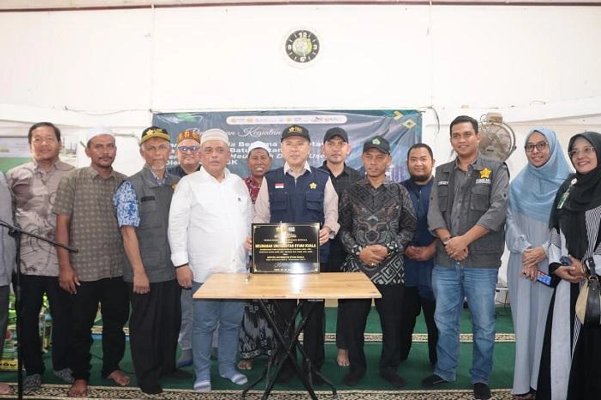 USK Bangun Meunasah dan Berikan Bantuan Ekonomi untuk Warga Pidie Jaya Pasca Banjir