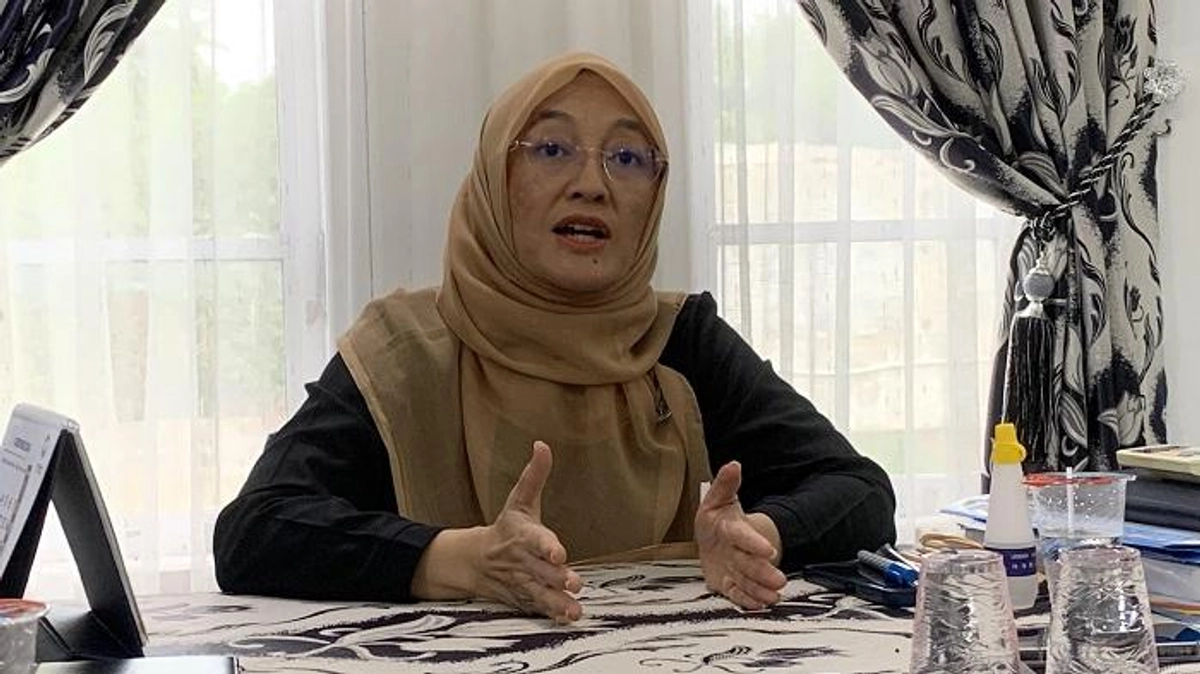 Kenapa Listrik Aceh Padam Berulang Sebelum Idul Adha?
Kepala Ombudsman RI Perwakilan Aceh, Dian Rubianty, menyoroti kembali terjadinya pemadaman listrik massal atau blackout di wilayah Sumatra Bagian