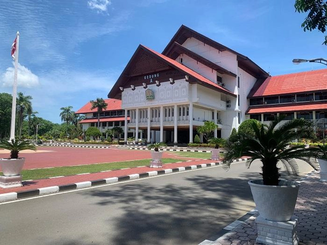 ASN Aceh Wajib WFH Setiap Jumat, Ini Aturan dan Dampaknya Bagi Warga