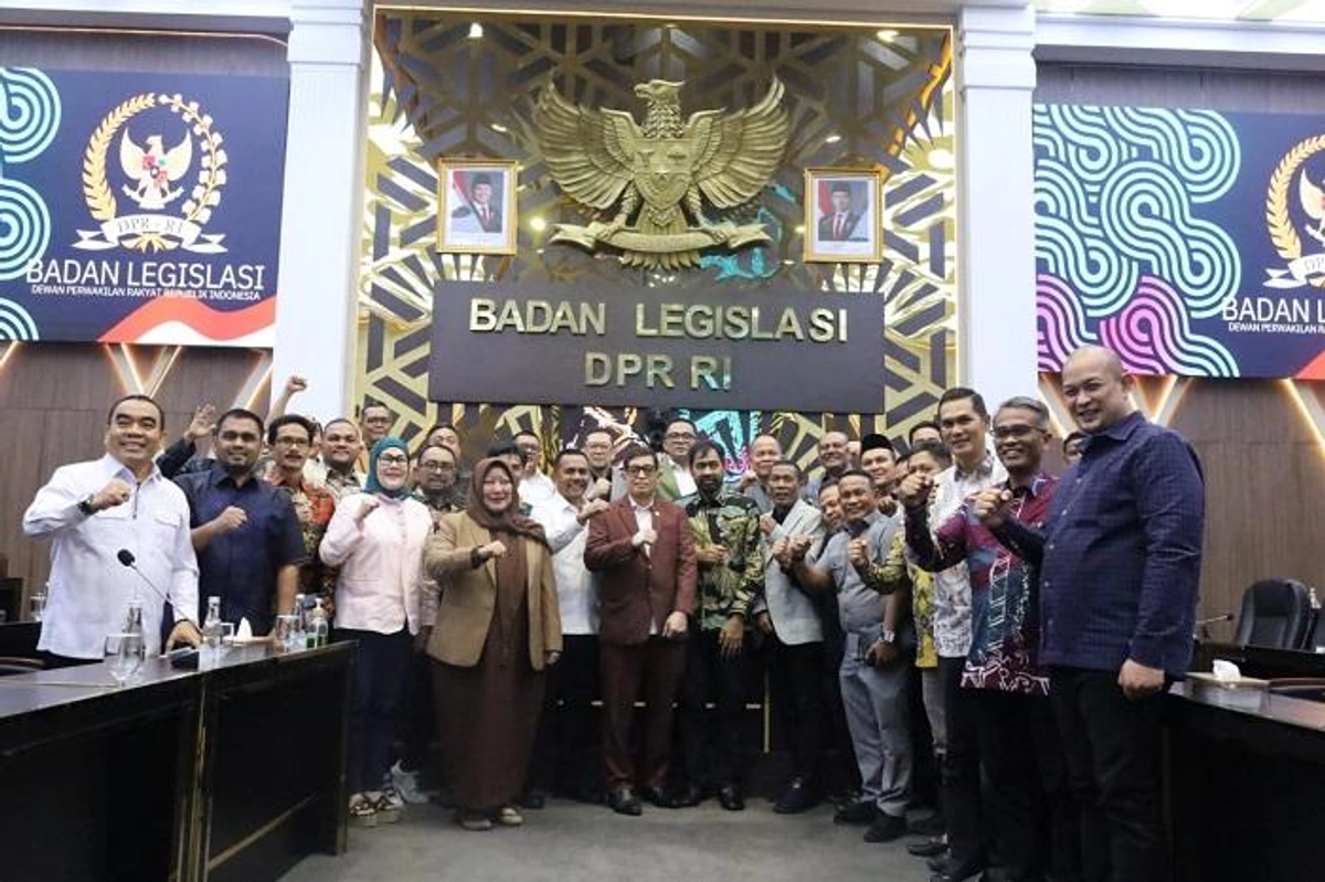 Warga Aceh memantau revisi UUPA, menantikan Dana Otsus 2,5%