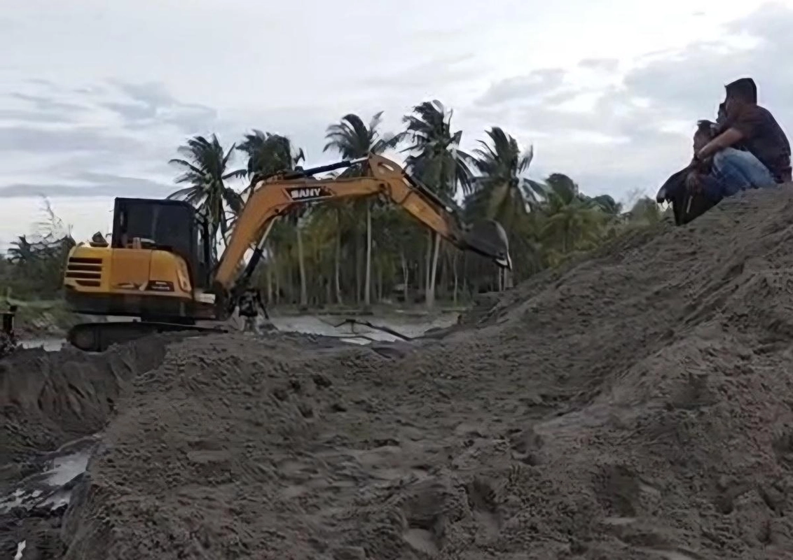 : Warga Alue Kuta Khawatir, Jalan Desa Putus Akibat Abrasi Pantai